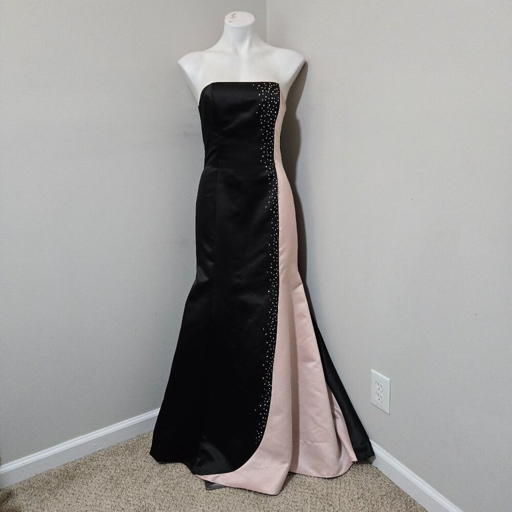 8 (fits 4ish) Y2K Vintage Jessica McClintock Black & Baby Pink Mermaid Gown